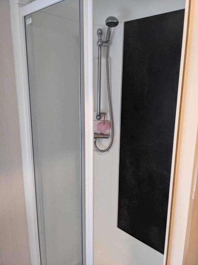 Luxury Caravan Porthmadog Bagian luar foto